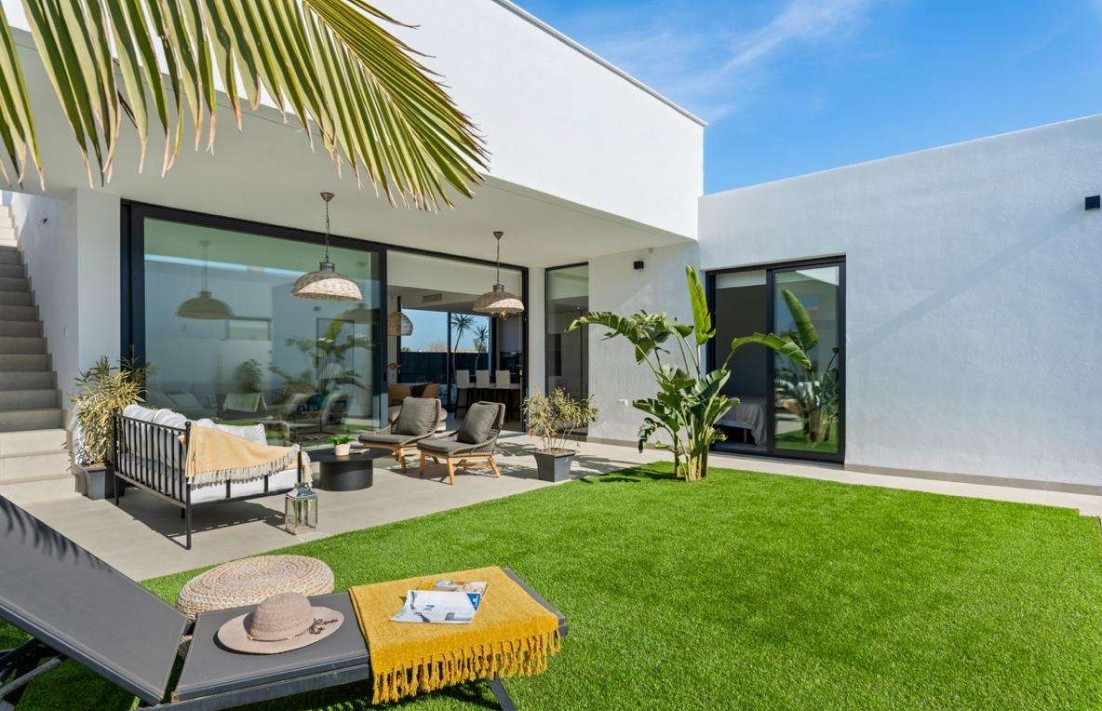 Resale - Villa - La Manga del Mar Menor - Mar de Cristal