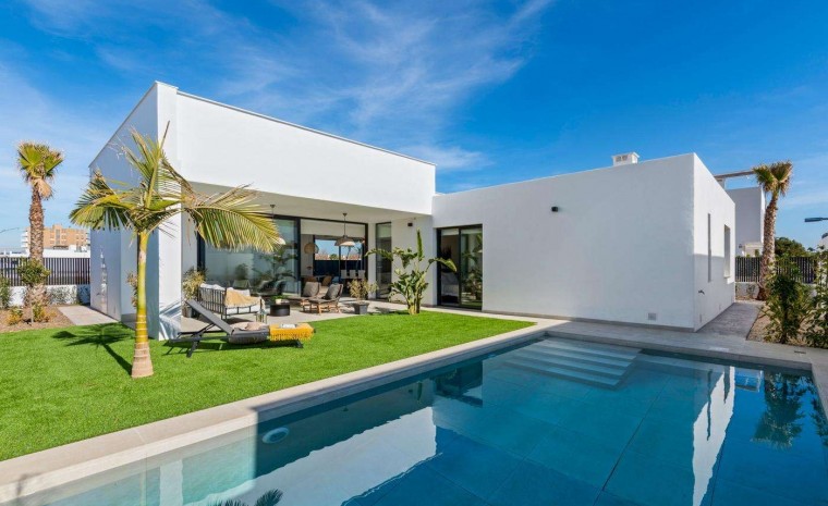 Villa - Resale - La Manga del Mar Menor - Mar de Cristal