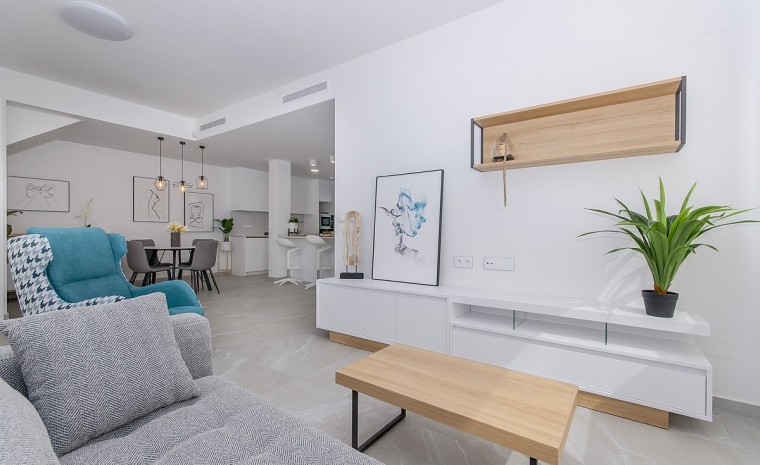 Nowa konstrukcja - Szeregowy - San Miguel de Salinas